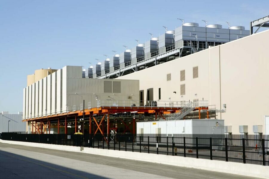 Modern Data Center Facility